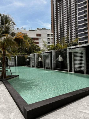 ARCADIA Center Suites